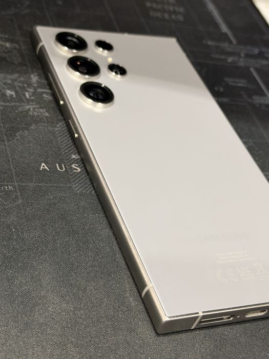 Samsung Galaxy S24 Ultra 5G 128gb 12 GB RAM