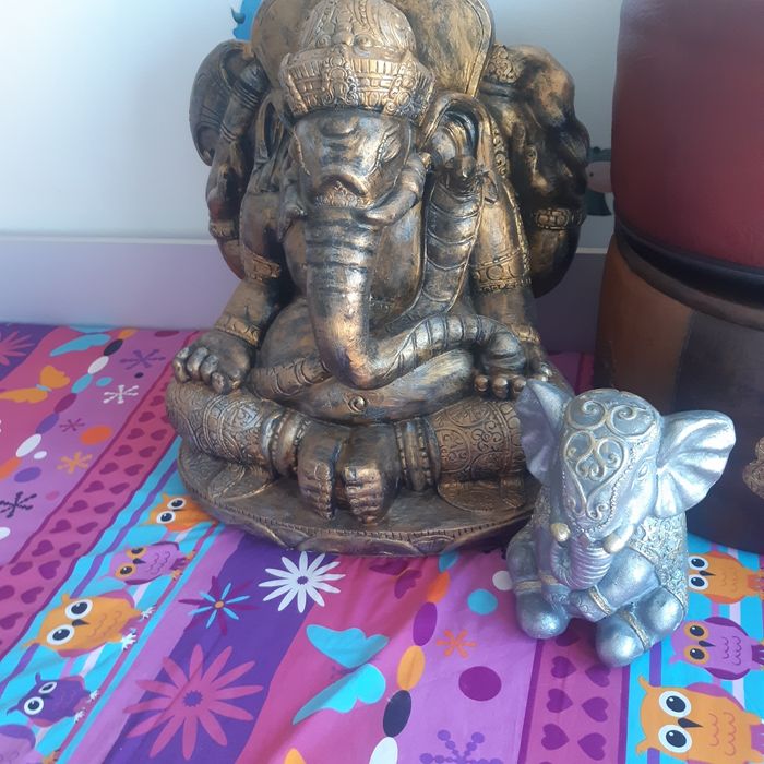 Piese pt design interior decor cultural