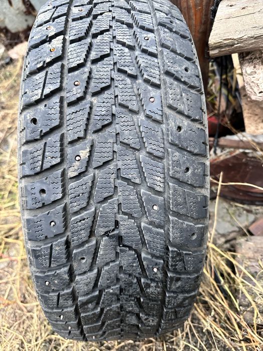 Шины зимние. Шипованные. R16