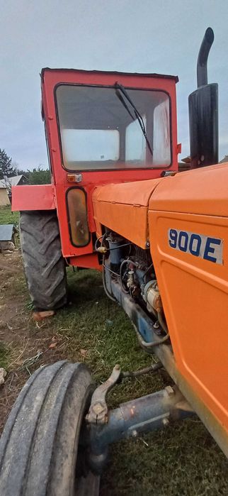 tractor fiat 900