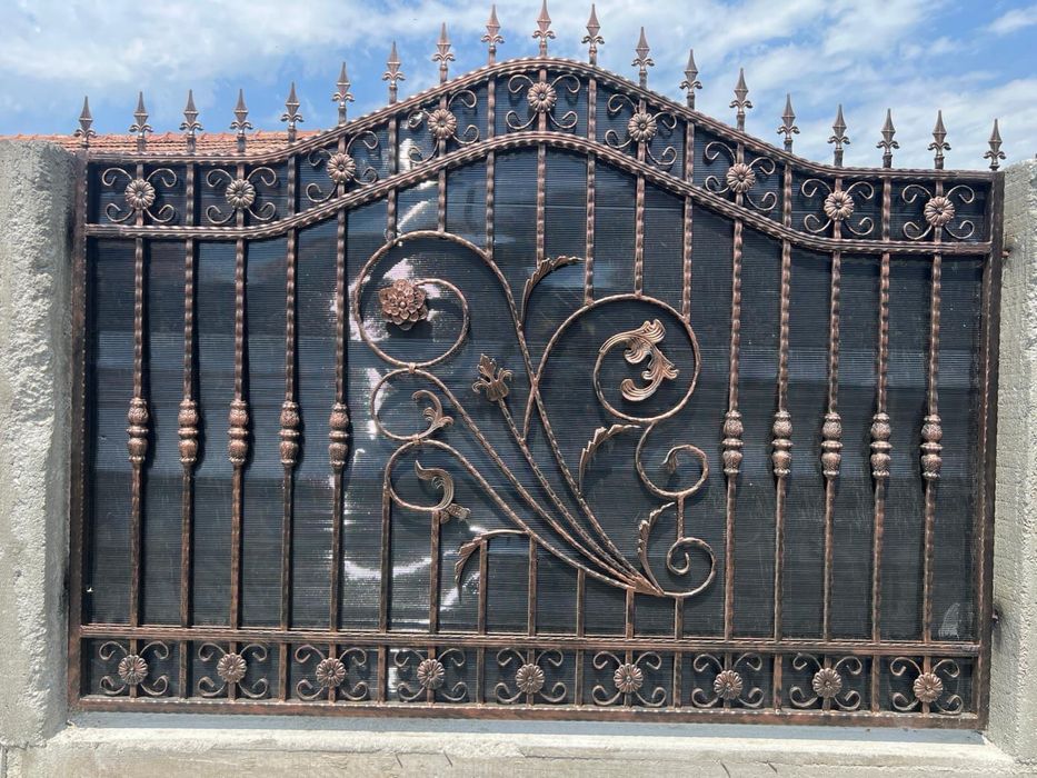 Porti din fier forjat