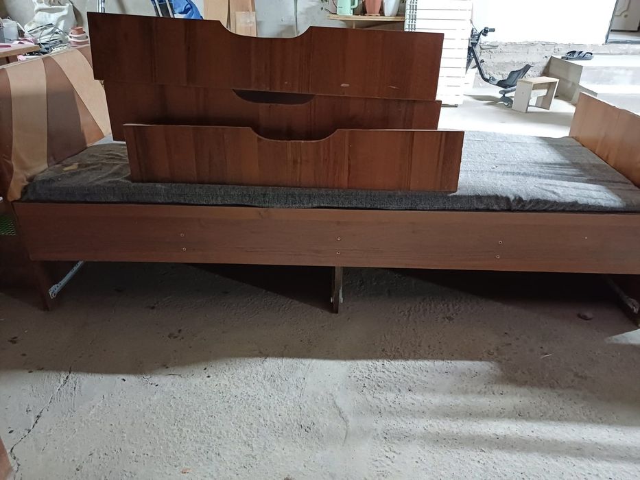 Диван бу и 2 таких диваны  2метр плюс с матрасами