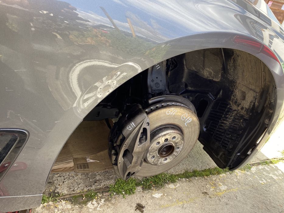 Etrier dreapta față BMW G11, G12 3.0 d