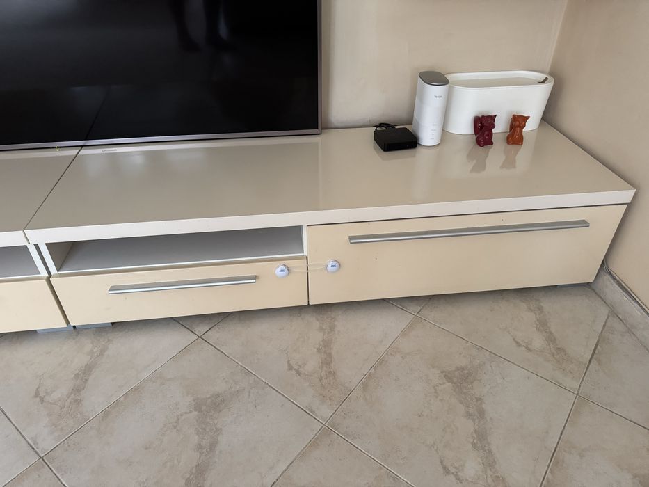 Модулна секция за хол