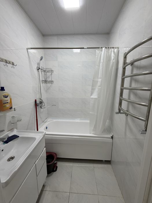 Orikzor residencedan 3 xonali novostroyka uy arendaga beriladi