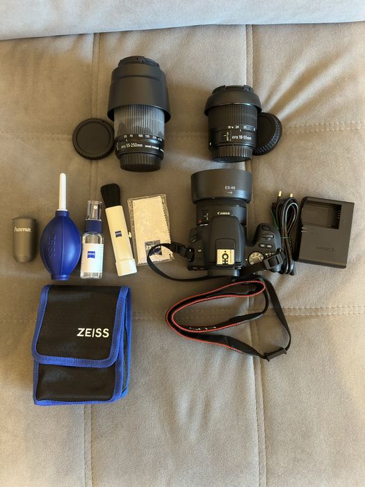 Aparat foto Canon 200D + 3 obiective + rucsac