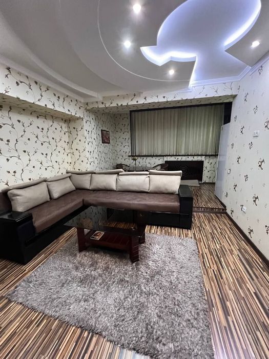 2 xonali kvartira, 3 nafar qiz uchun, Minor metrosiga yaqin