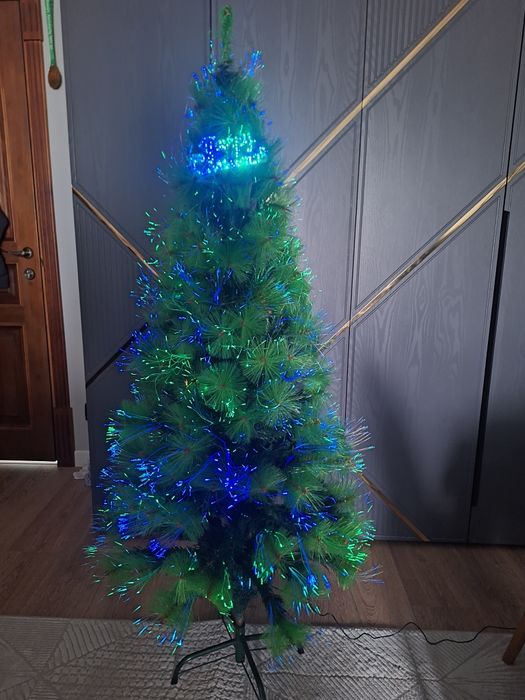 Новогодняя светящийся искусственная Ёлка.