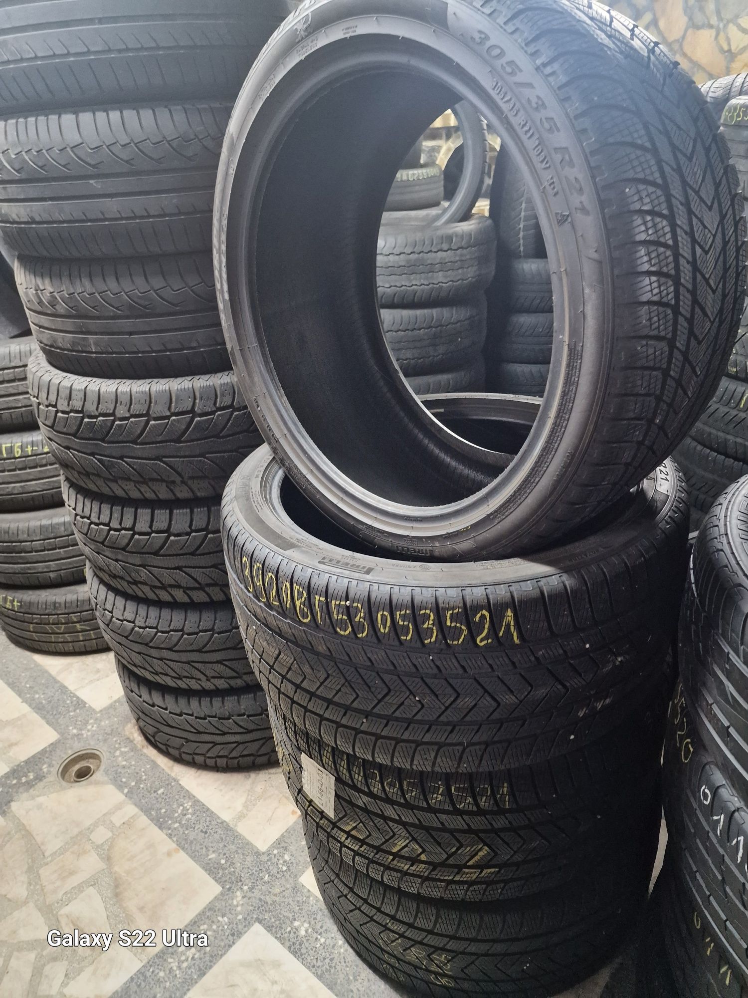 325 35 22 // 285 40 22 DOT22 Pirelli Замъка Ямбол