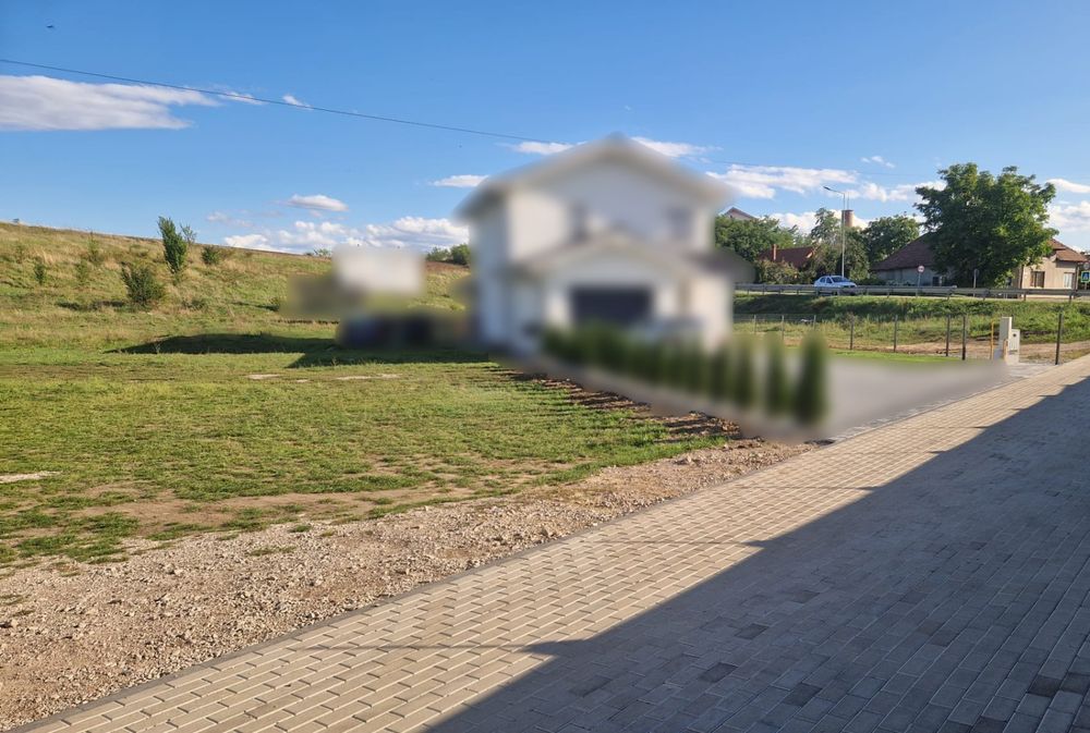 Teren intravilan 1340mp