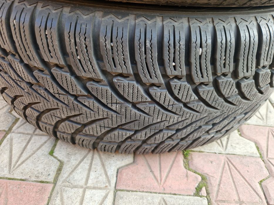 Anvelope Iarnă Nokian 235 55 18