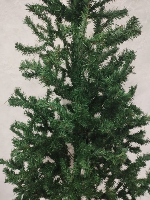 Продам искусственную елку