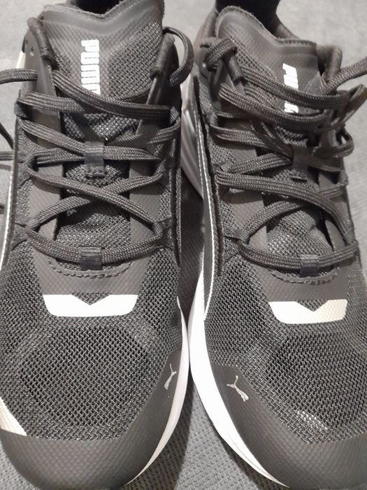 Adidași Puma ...