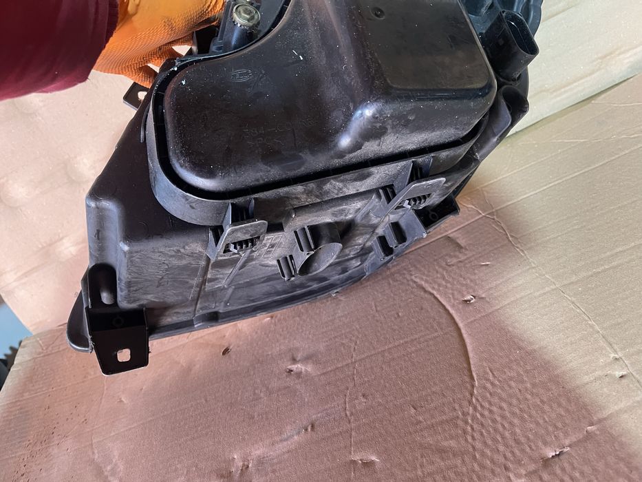 Far dreapta Mercedes Sprinter 906 2006-2013 cod A9068200461