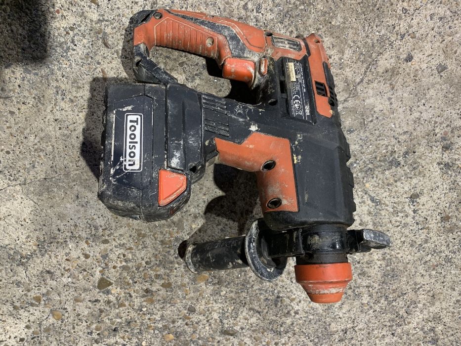 Hilti перфоратор на батерии