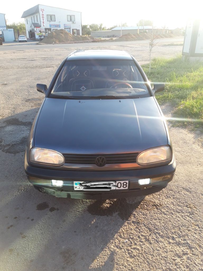 Продам Volkswagen GOLF-3