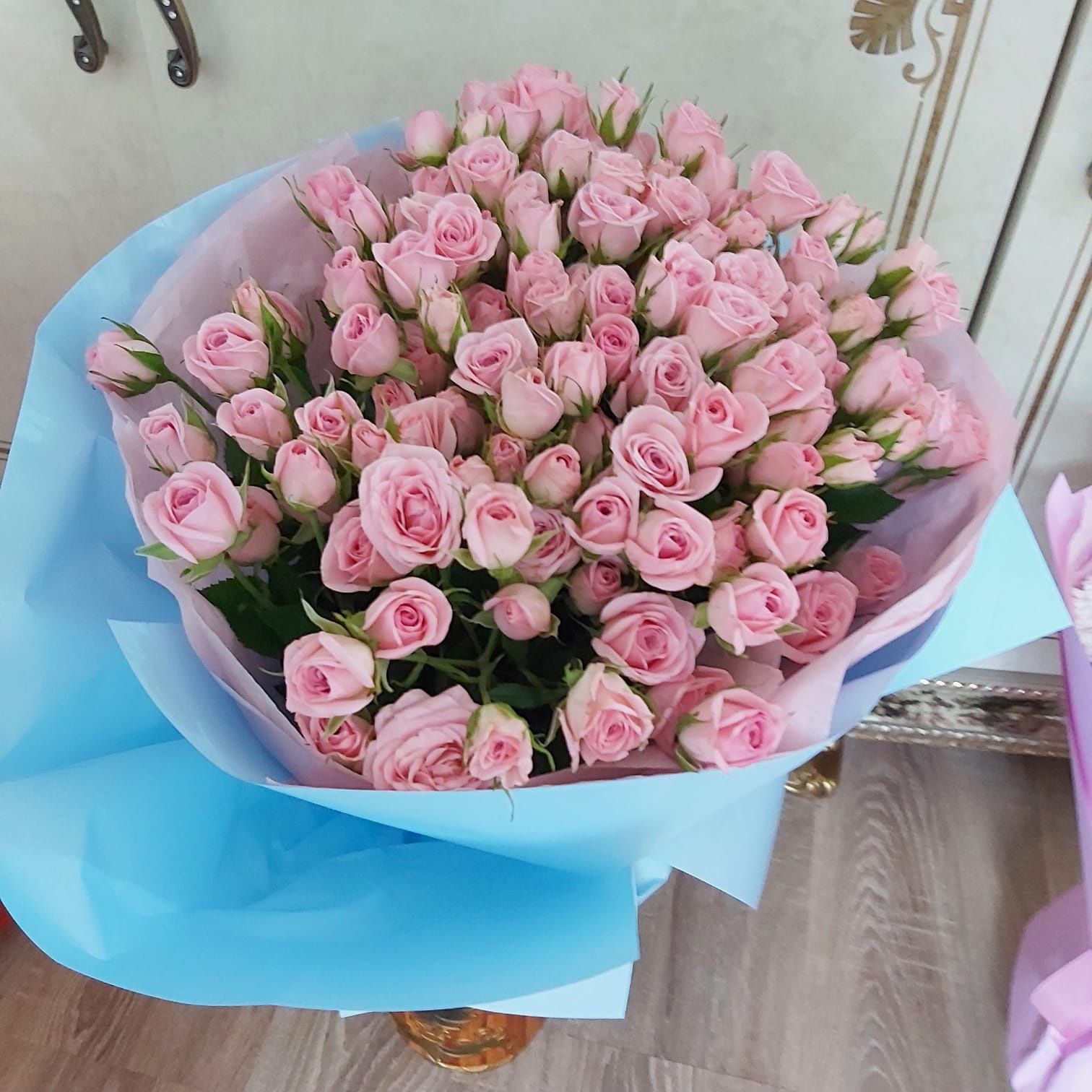 Букет из разных цветов