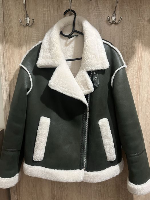 Продам почти новую  дубленку