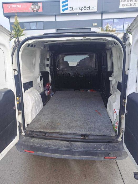 Vând Fiat Doblo Maxi 1.3, 2012