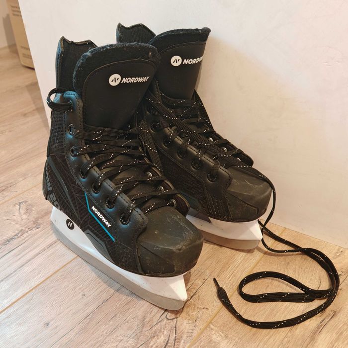 Хоккейные коньки NORDWAY для начинающих мальчиков. Размер 34