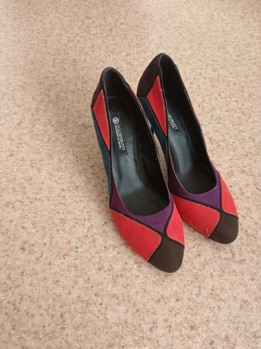 Женская одежда, обувь