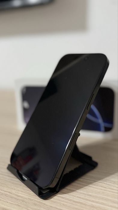 Iphone 16 pro black