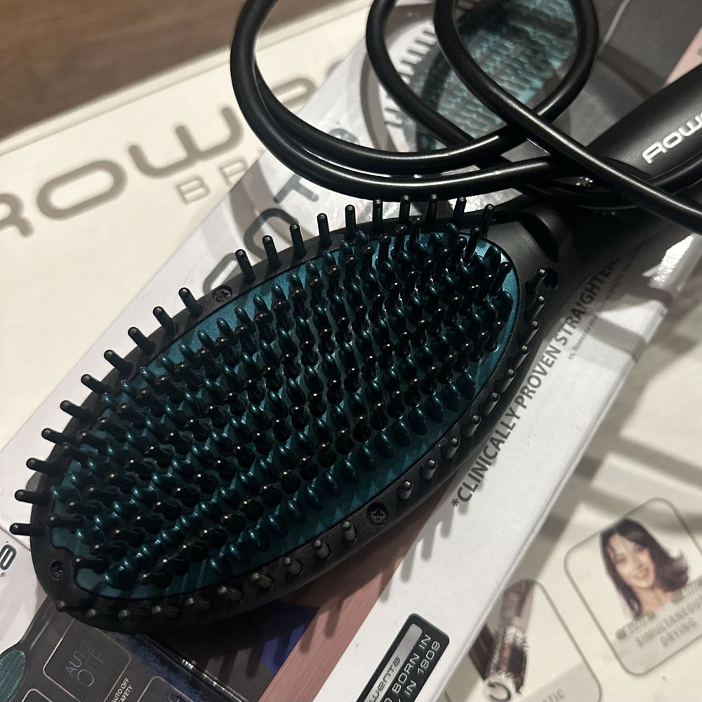 Четка за изправяне на коса Rowenta Power Straight