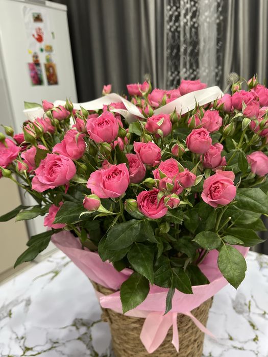 Цветы свежие продам 2штук