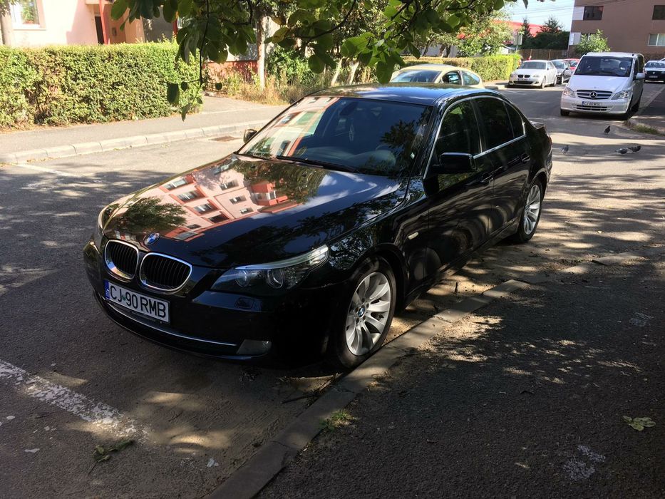 Vând Bmw E 60 LCI