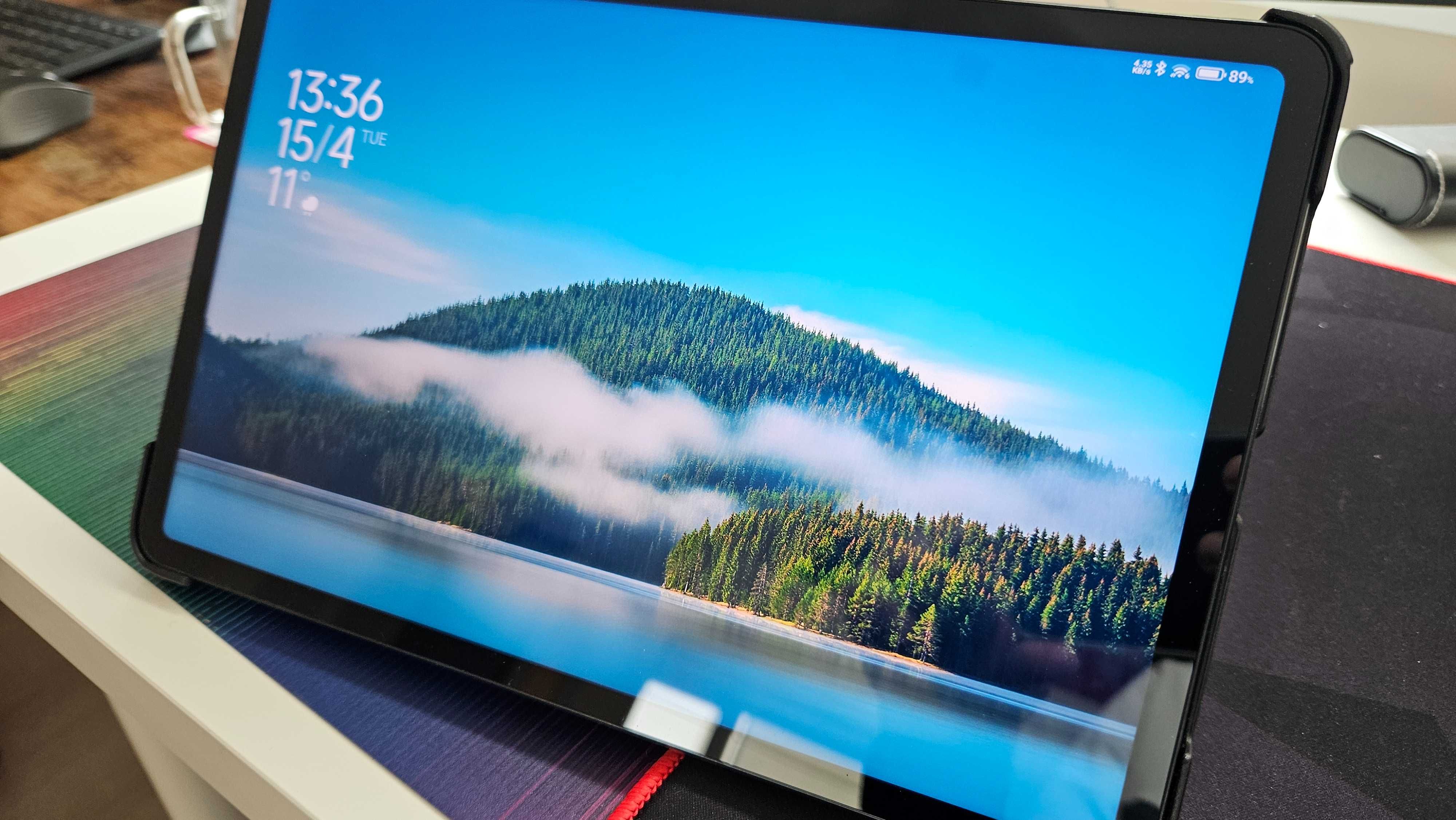 Таблет Xiaomi Pad 6 в гаранция + Калъф със стойка 6 GB RAM, 128 GB