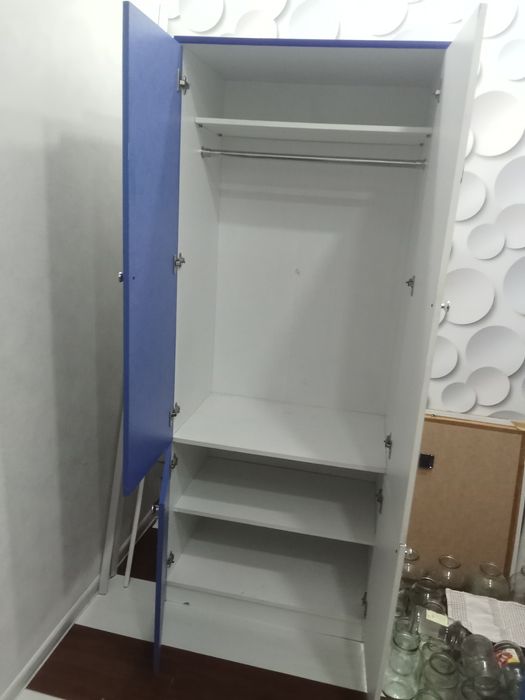 Шкаф хороше ламинат продается