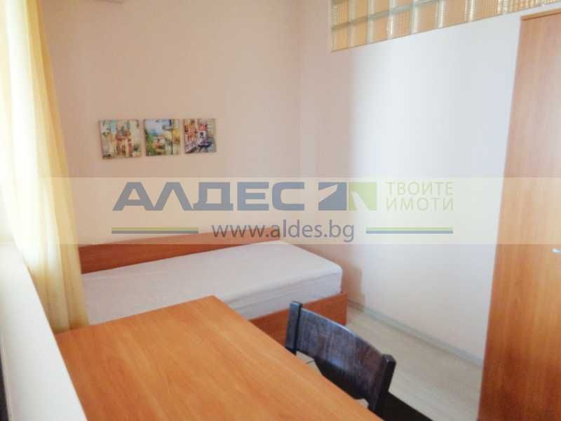 Отдава се обзаведен тристаен ап. в Полигона!