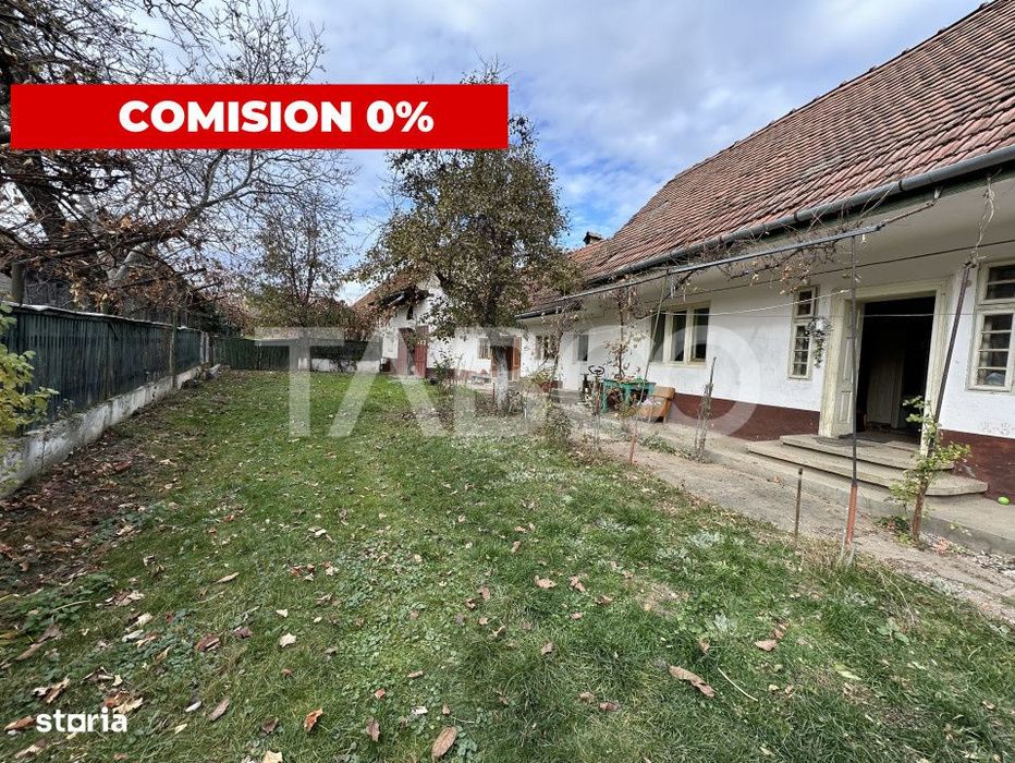Casa cu gradina 3 camere anexe gospodaresti 5702 mp teren in Gura Vaii