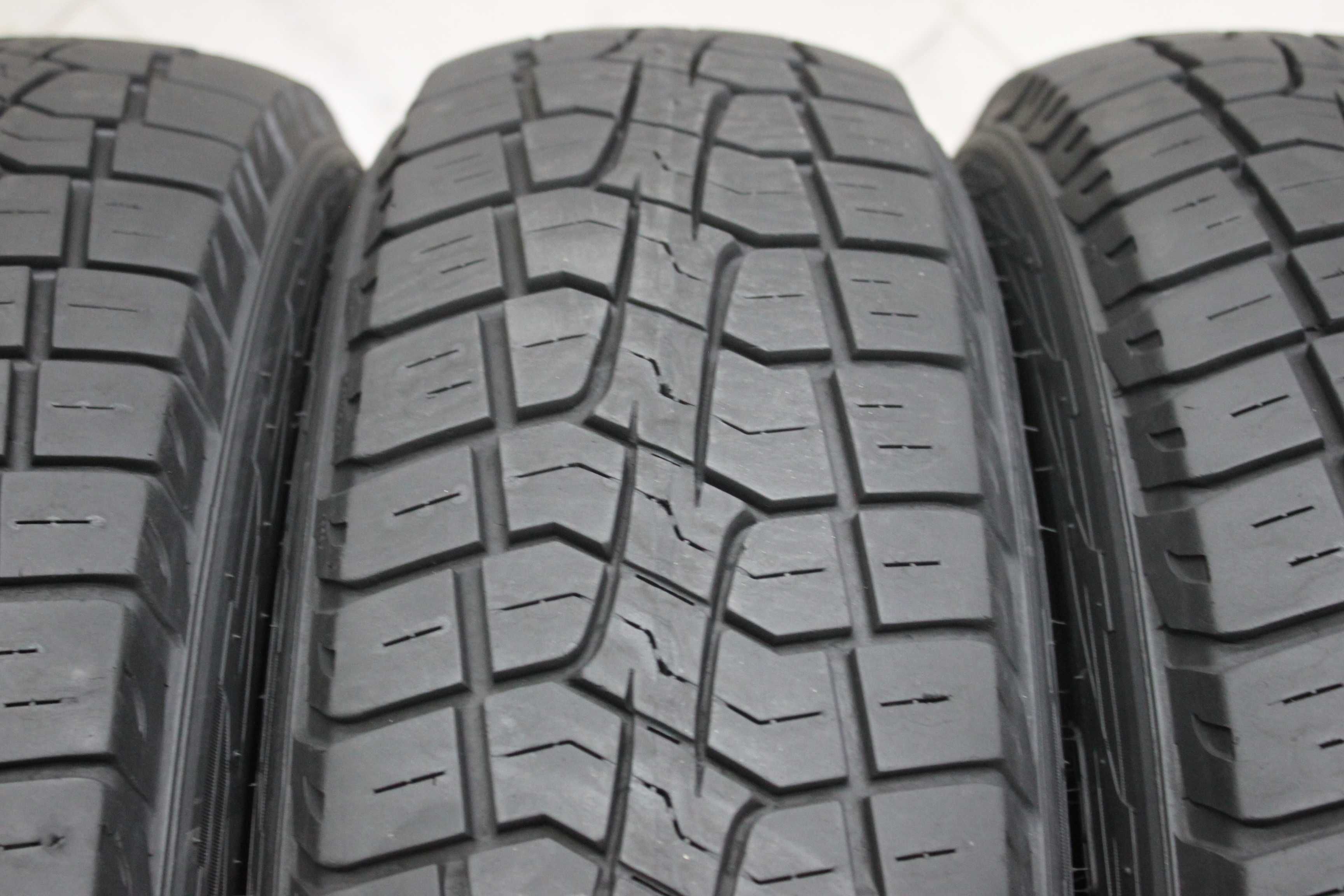 185/75-16 Pirelli Lada Niva