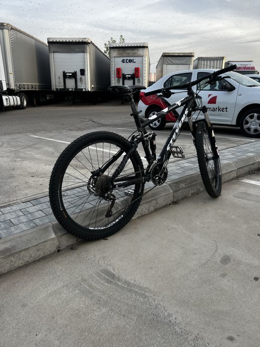 Bicicleta Steavens full suspension