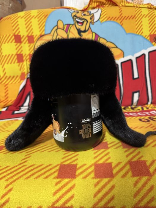 Продам норковую мужскую шапку