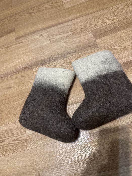 Продам валенки …..