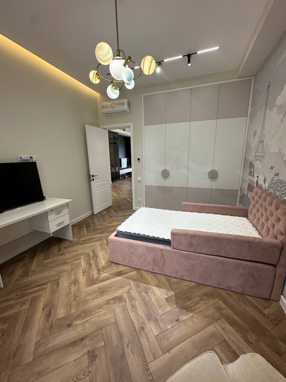 Mirabad Avenue Продается 4 комнатная квартира ремонт Госпитальный