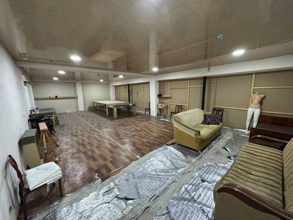 Сергели 4-бекат олдида ижарага (аренда) га жой бор 38м2 ва 70м2