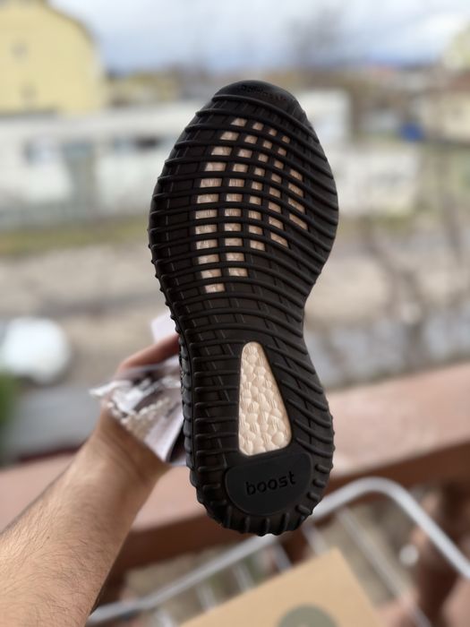 Yeezy 350 V2 MX Rock marimea 39