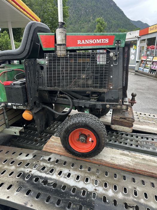 Tractoras Ransomes 213 hidrostatic