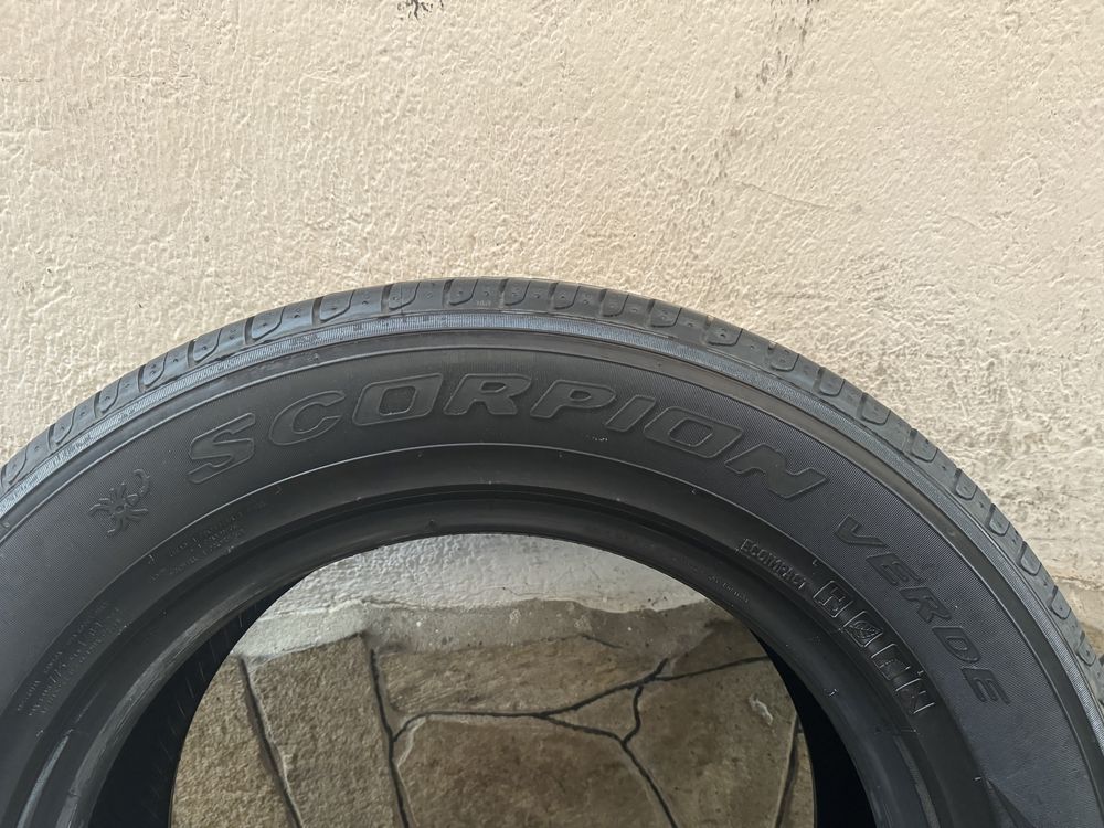 Автомобилни гуми 215 65 17 Pirelli