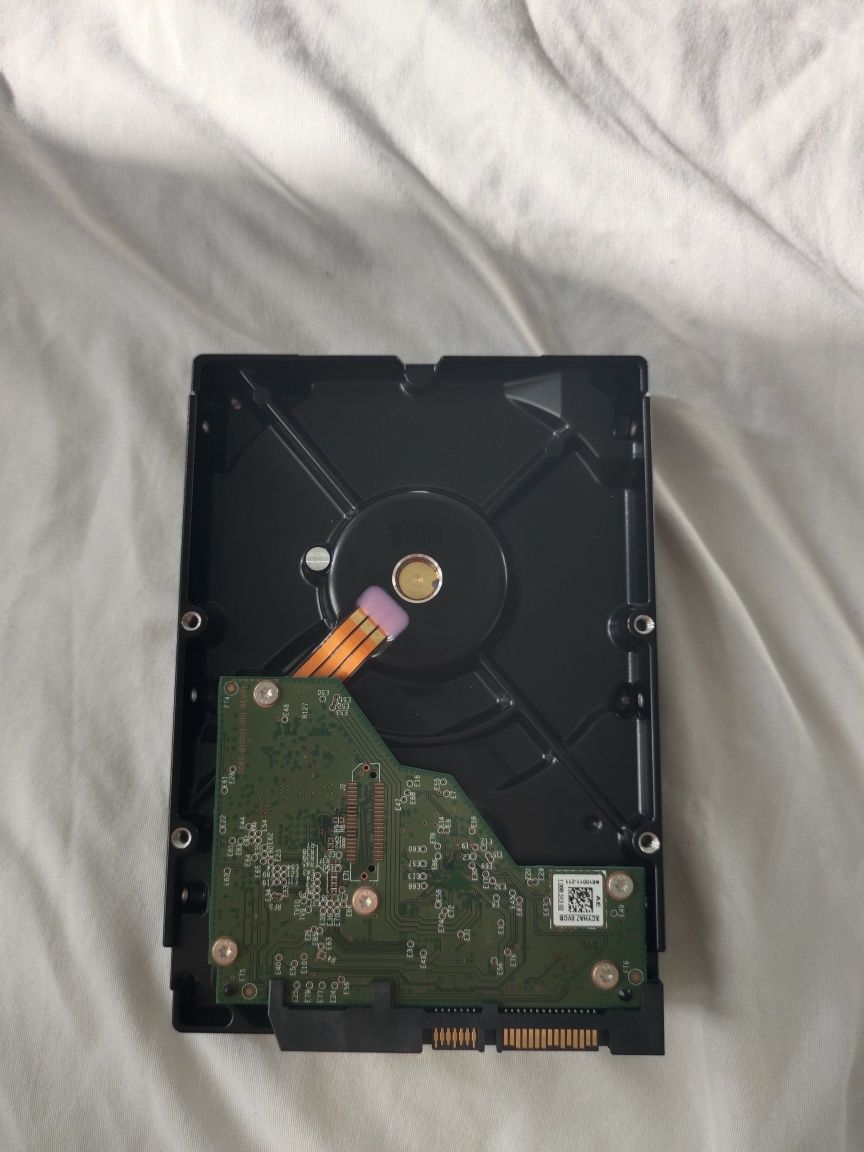 Жёсткий диск wd на 2 тб