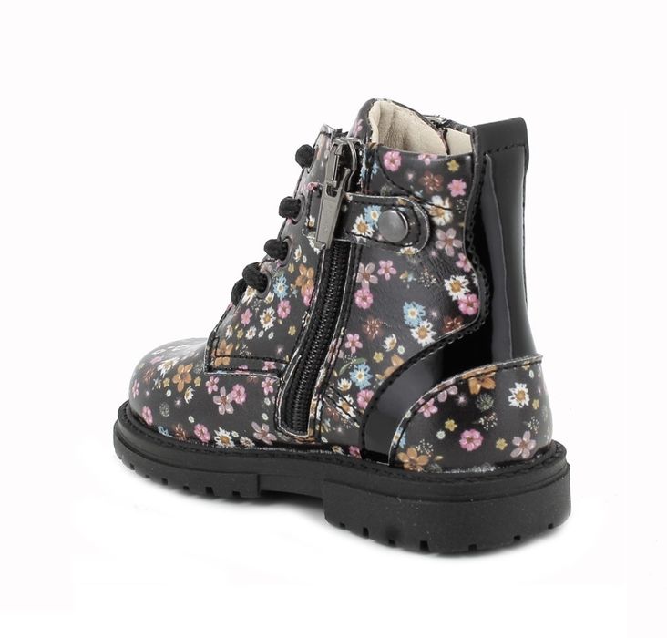 Детски боти Primigi