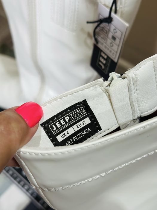 Дамски ботуши Jeep ,  етикет