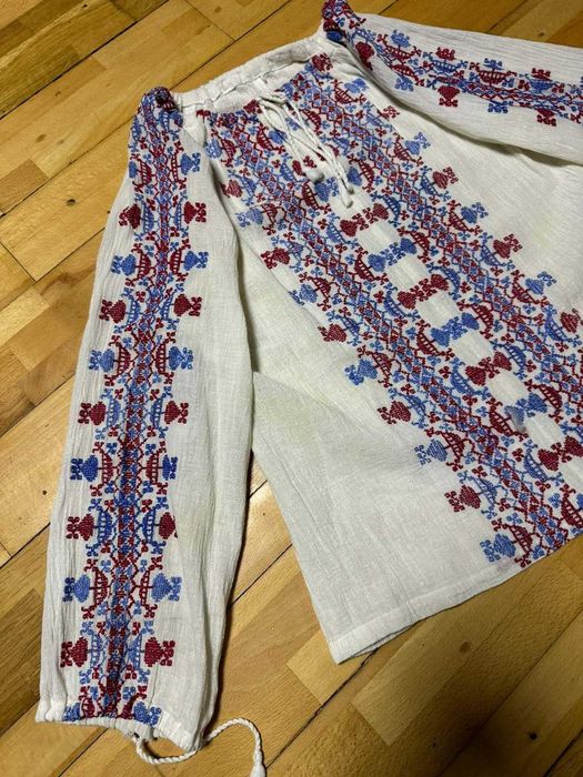 Costum tradițional românesc