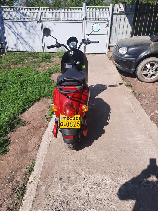 Scuter electric volta nou 900km