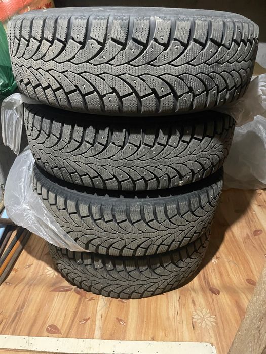 Продам колеса в сборе Hyundai Solaris