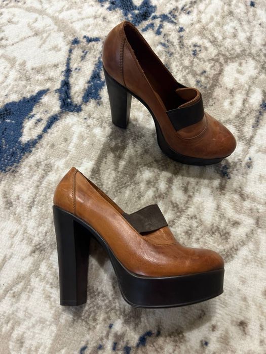 Продается утонченная женская обувь