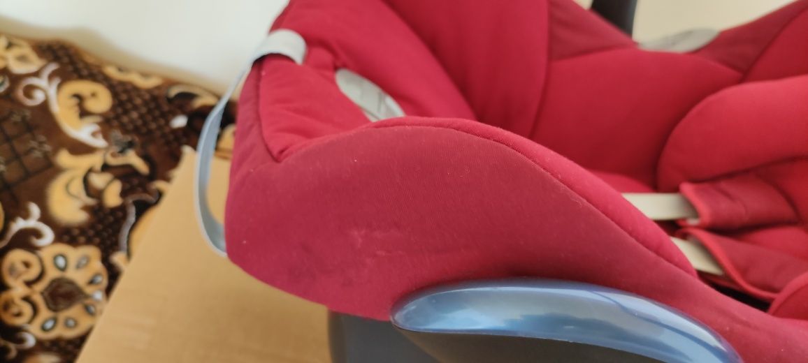 Комплект столчета с база Maxi Cosi Family fix, Cabrio fix и Pearl